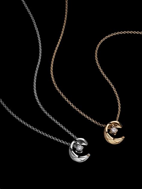 collier coco chanel|chanel collection colliers.